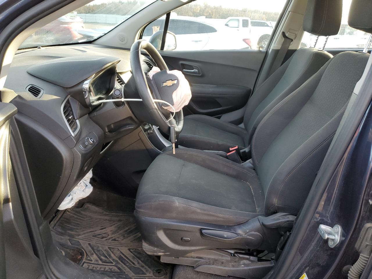 3GNCJNSB4JL177541 CHEVROLET TRAX 2018