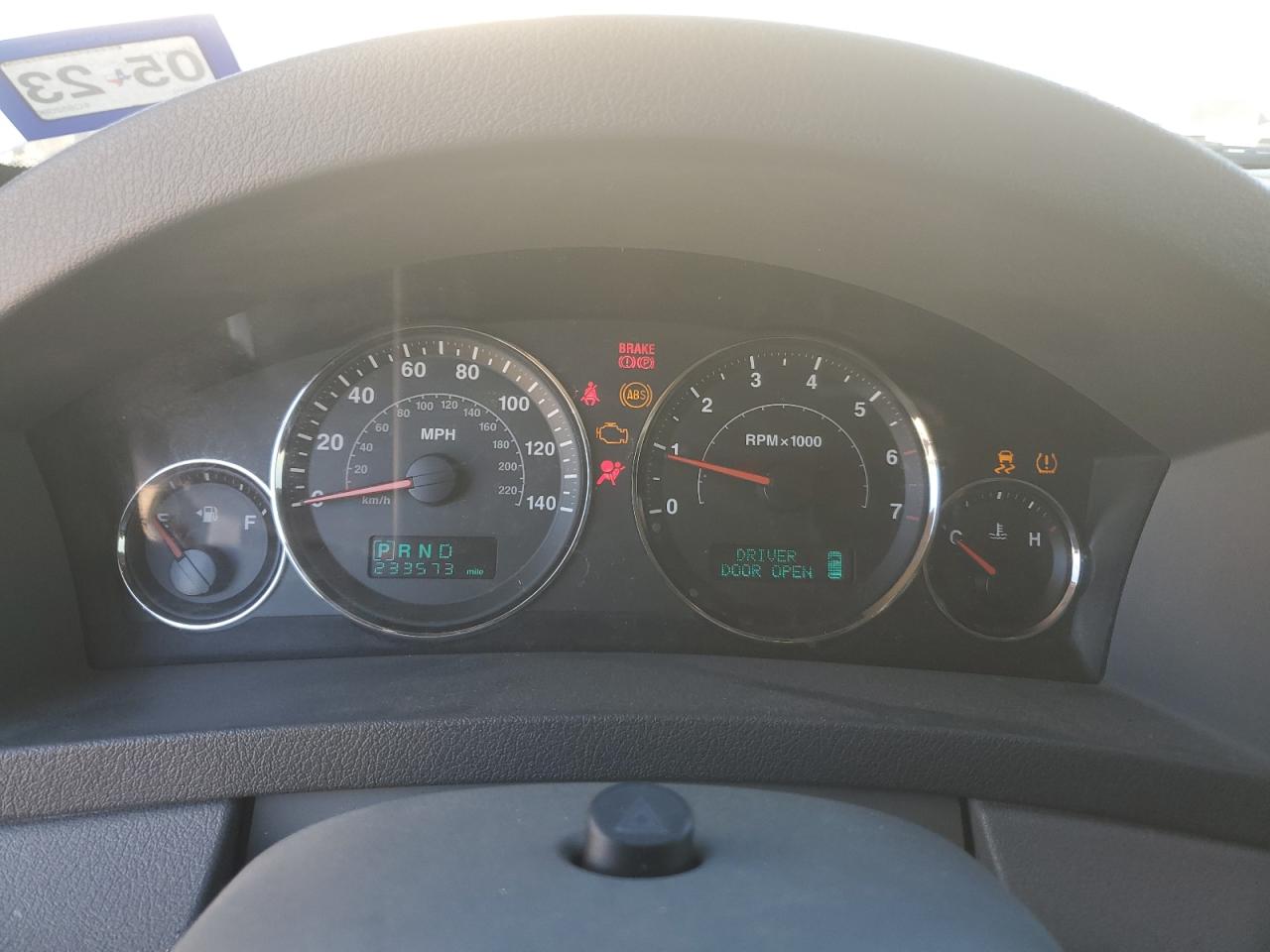 2005 Jeep Grand Cherokee - Image 9