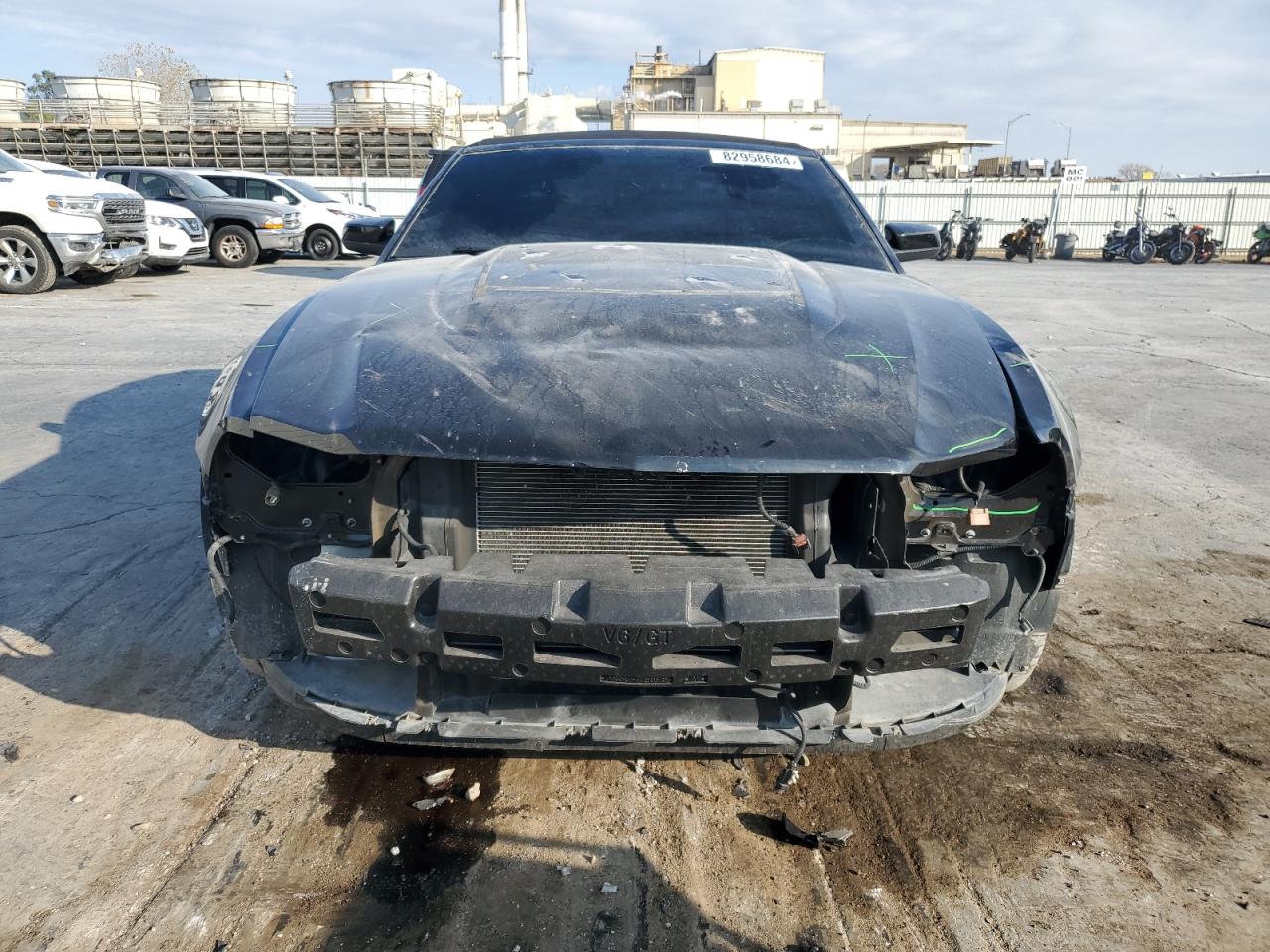 2011 Ford Mustang - Image 5