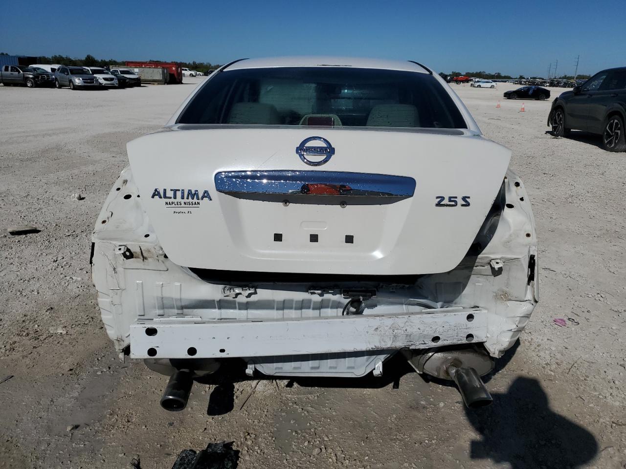 2012 Nissan Altima - Image 6