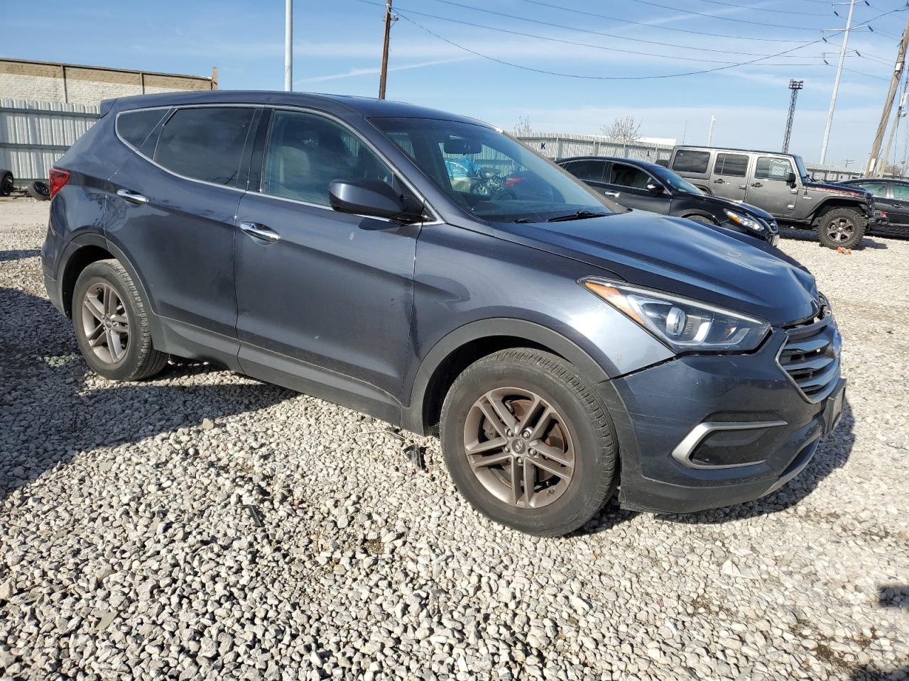 VIN 5XYZTDLB9HG441778 2017 HYUNDAI SANTA FE no.4