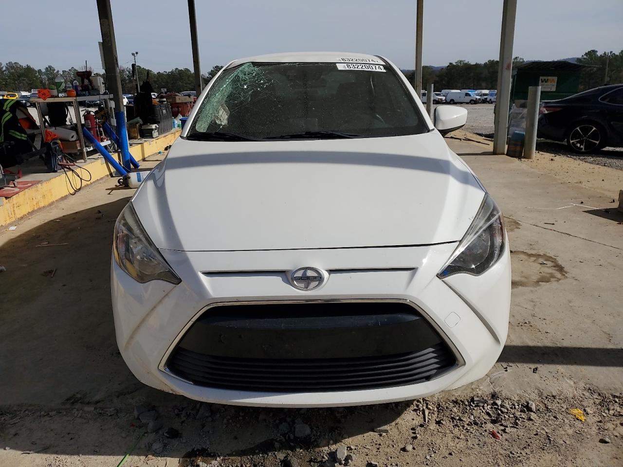 VIN 3MYDLBZV8GY123436 2016 TOYOTA SCION no.5