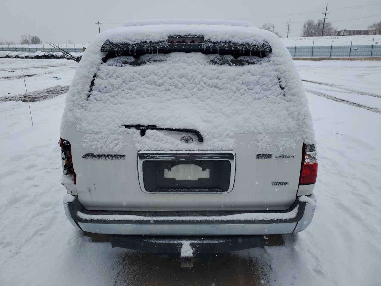 2002 Toyota 4Runner - Image 6