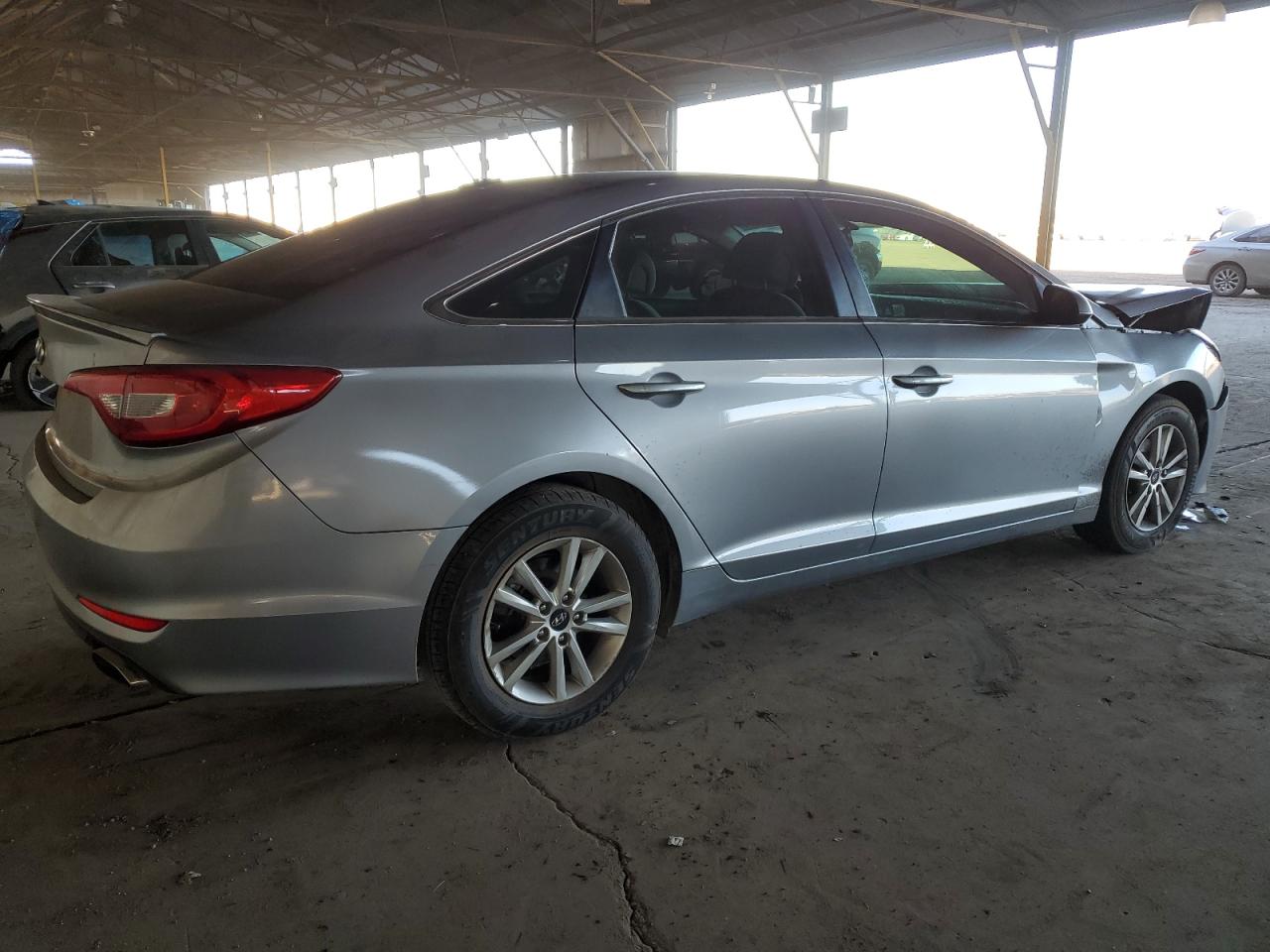 2017 Hyundai Sonata - Image 3