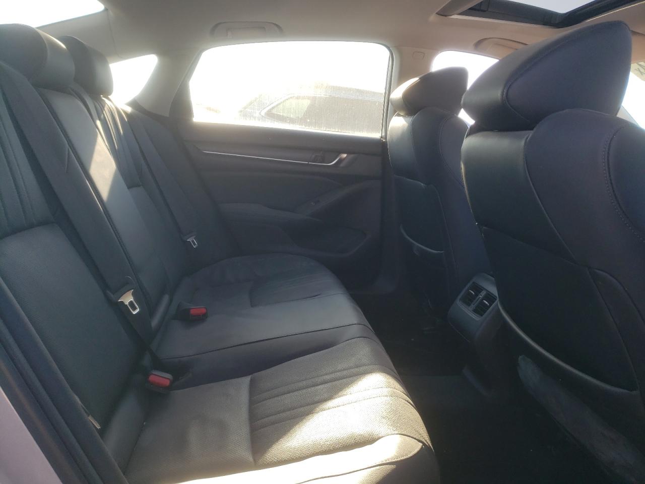 2018 Honda Accord - Image 10