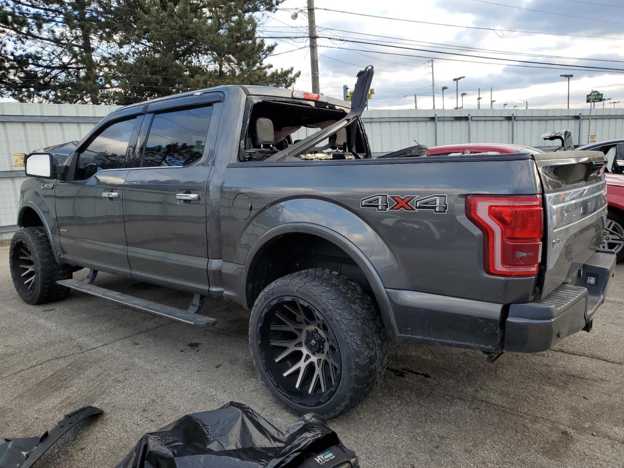 VIN 1FTEW1EG4GFB24442 2016 FORD F-150 no.2