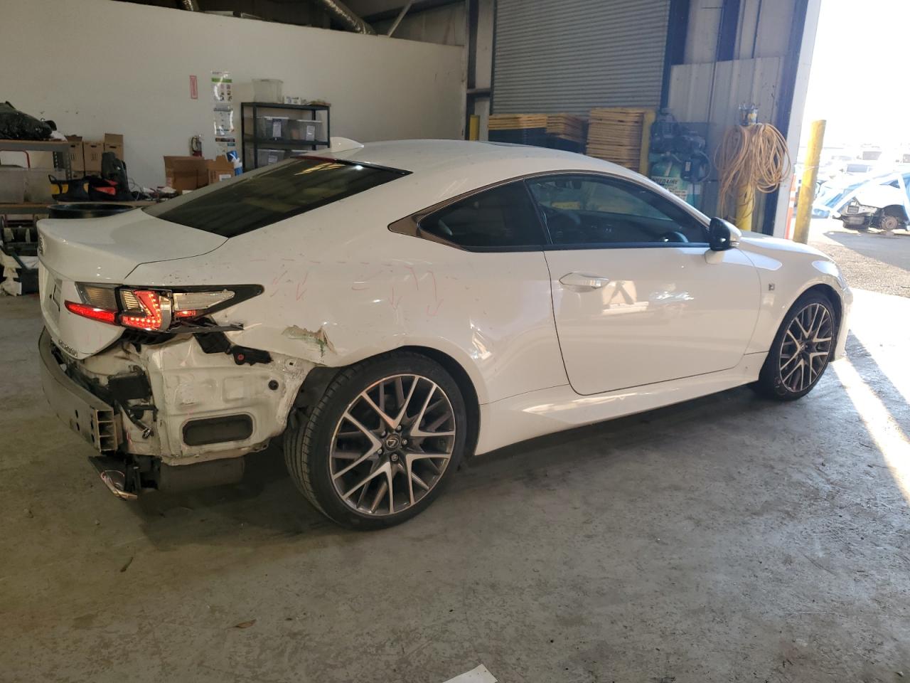 2016 Lexus RC - Image 3
