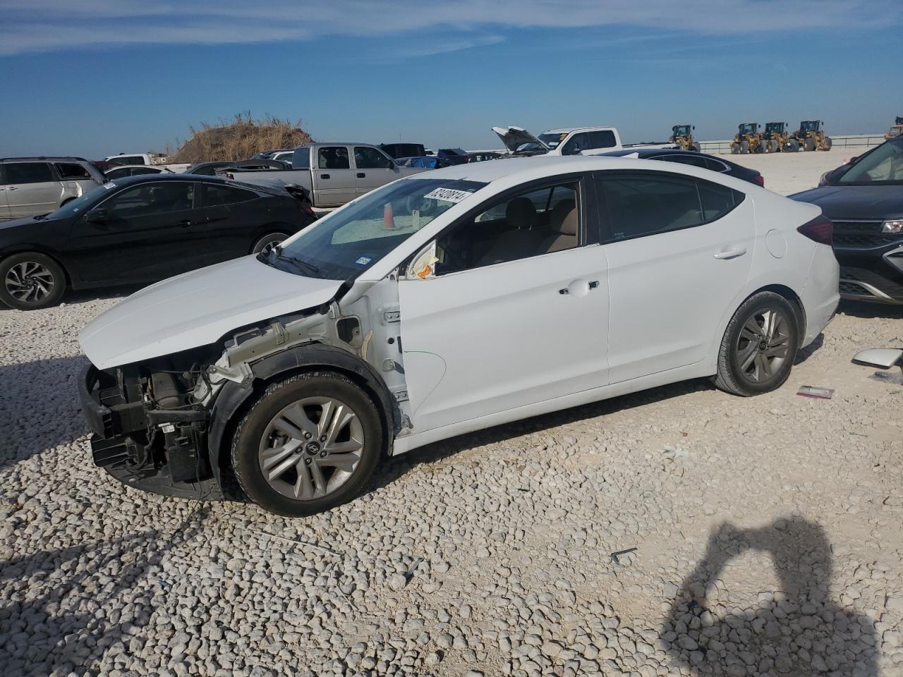 VIN 5NPD84LF3KH427647 2019 HYUNDAI ELANTRA no.1