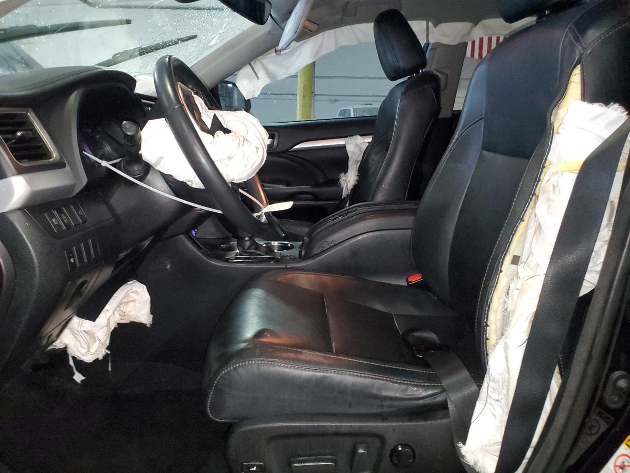 5TDKZRFH5JS548932 TOYOTA HIGHLANDER 2018