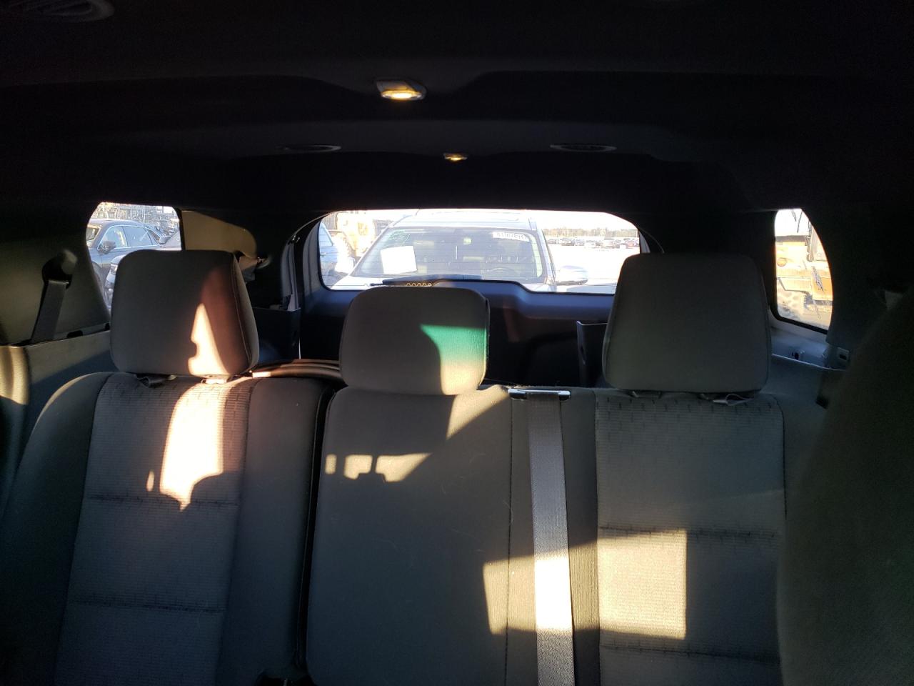 2015 Ford Explorer - Image 10