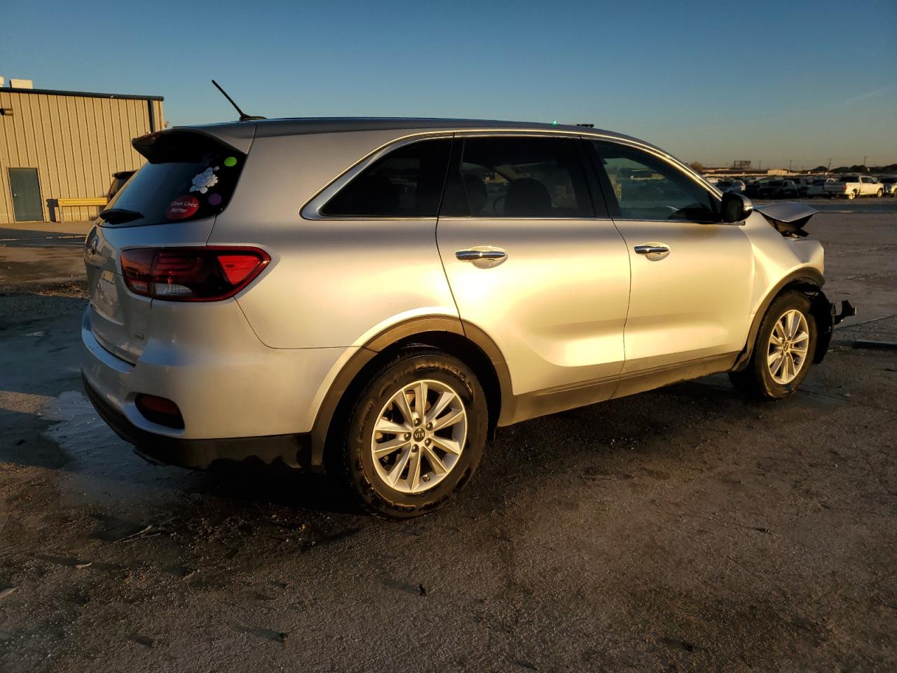 2020 Kia Sorento - Image 3