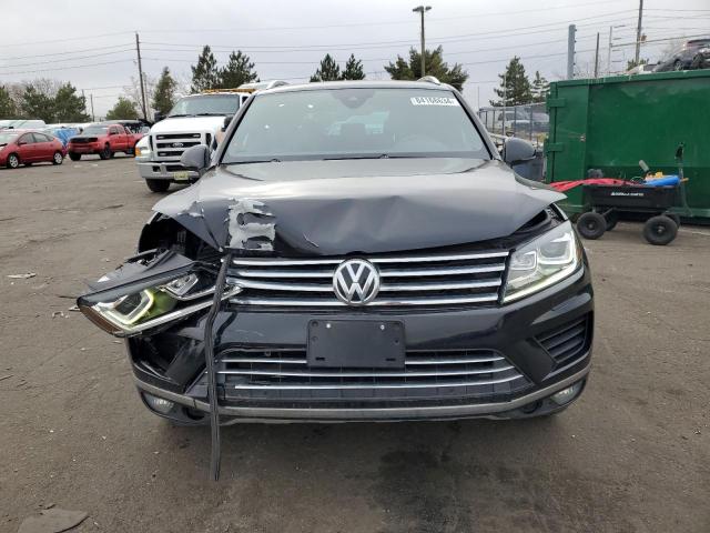Паркетники VOLKSWAGEN TOUAREG 2017 Чорний