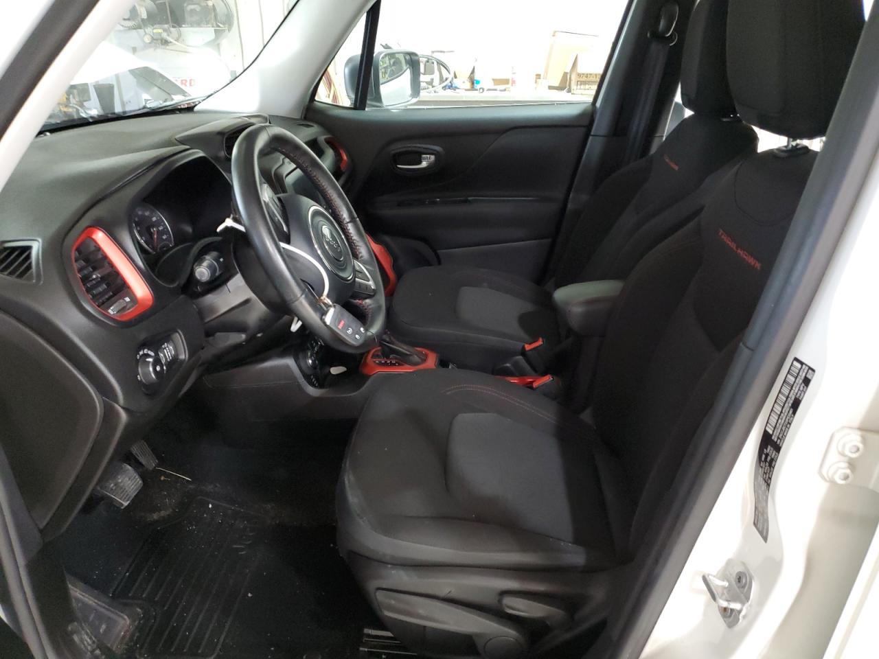 VIN ZACCJBCT2GPE32461 2016 JEEP RENEGADE no.7