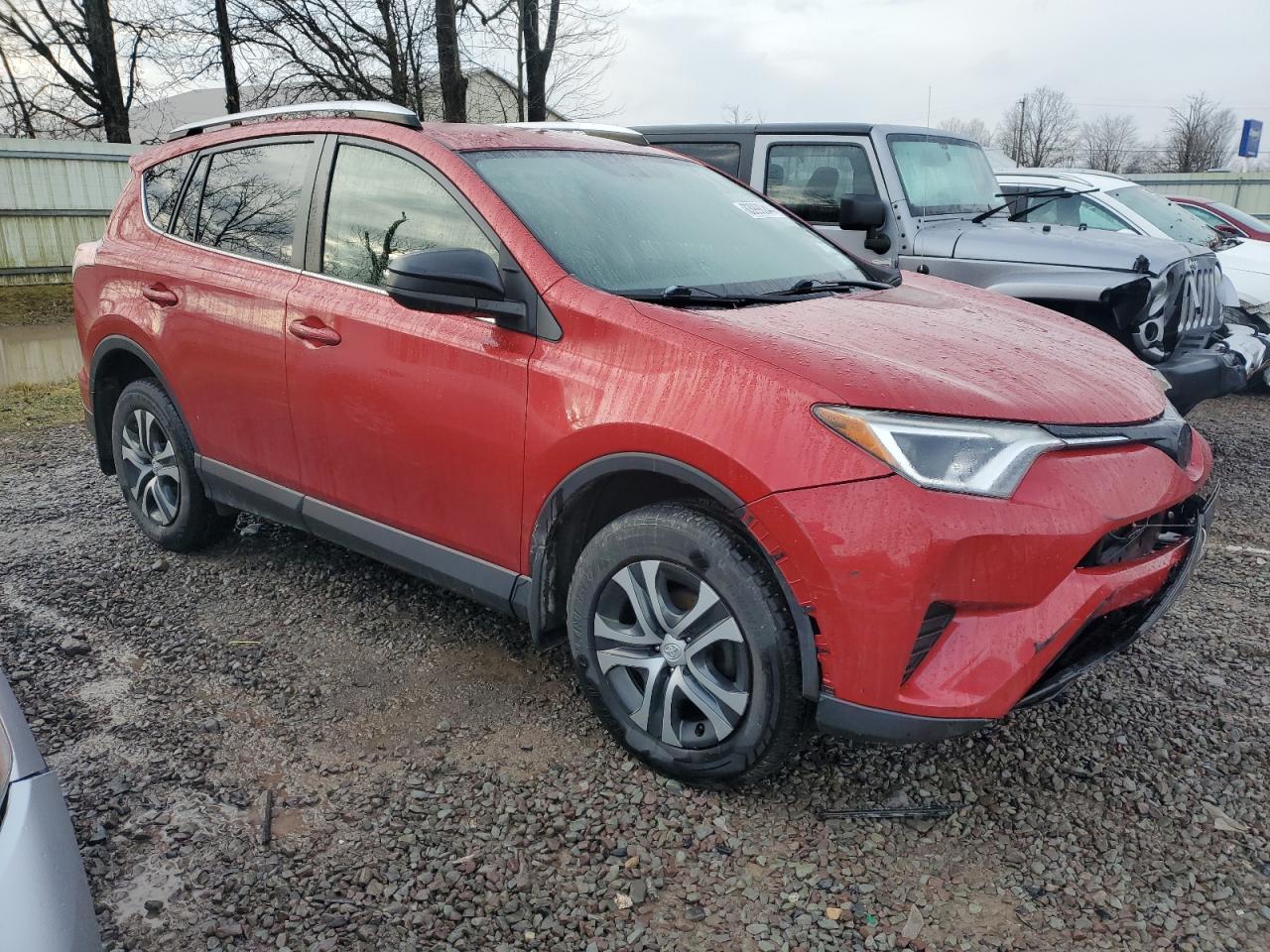 VIN JTMBFREV3GJ101960 2016 TOYOTA RAV4 no.4