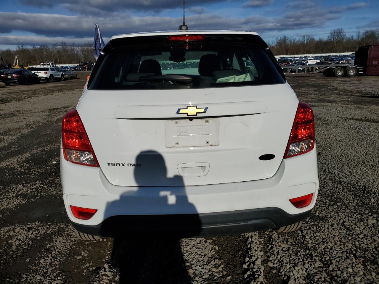 2018 Chevrolet Trax Ls VIN: KL7CJNSB5JB614566 Lot: 85604564