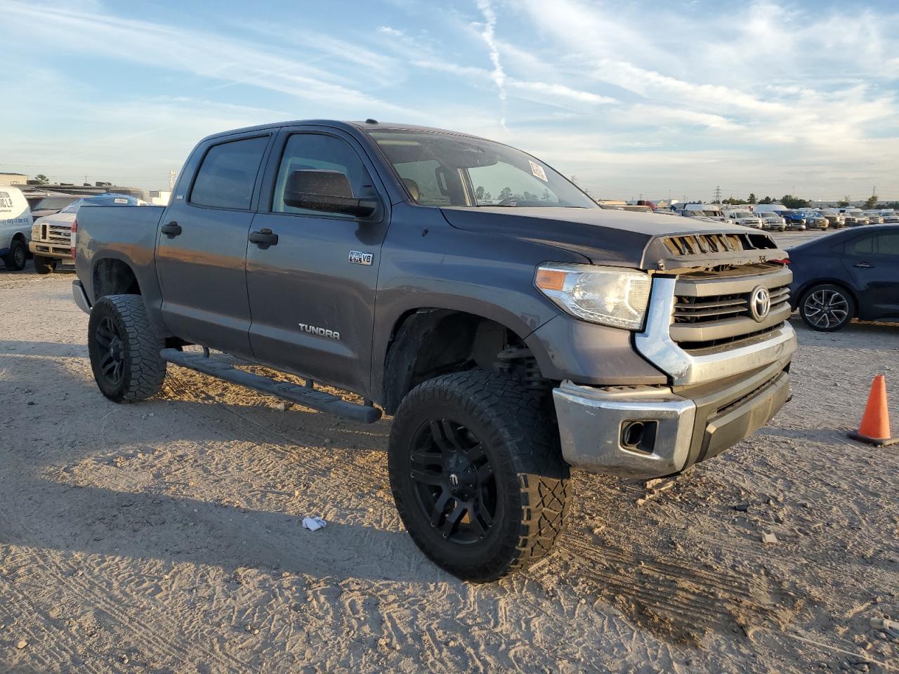 2015 Toyota Tundra - Image 4