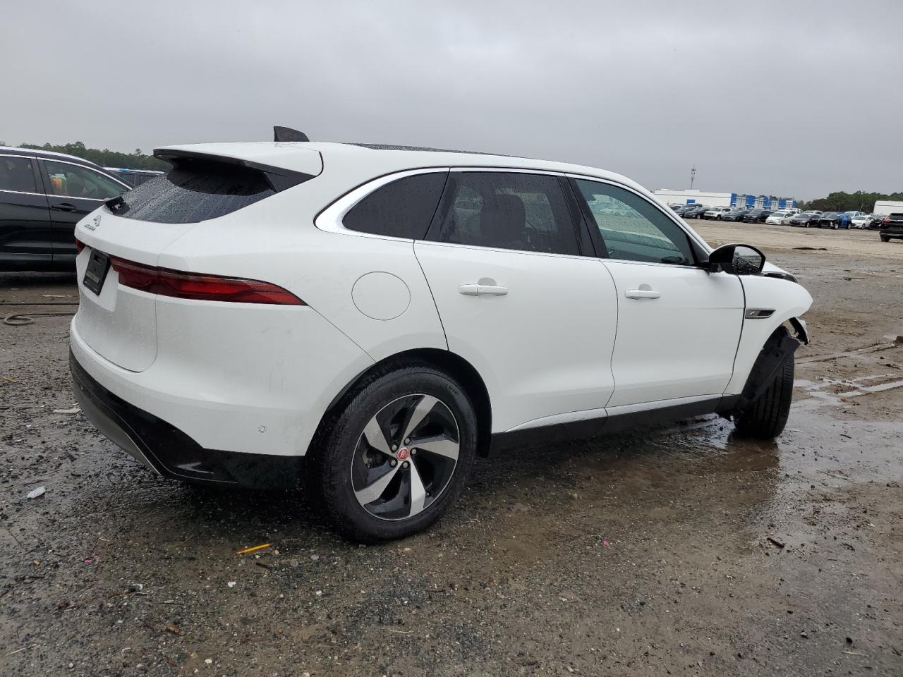 2021 Jaguar F-Pace - Image 3