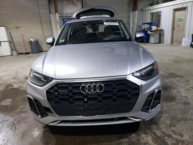  AUDI Q5 2023 Серебристый