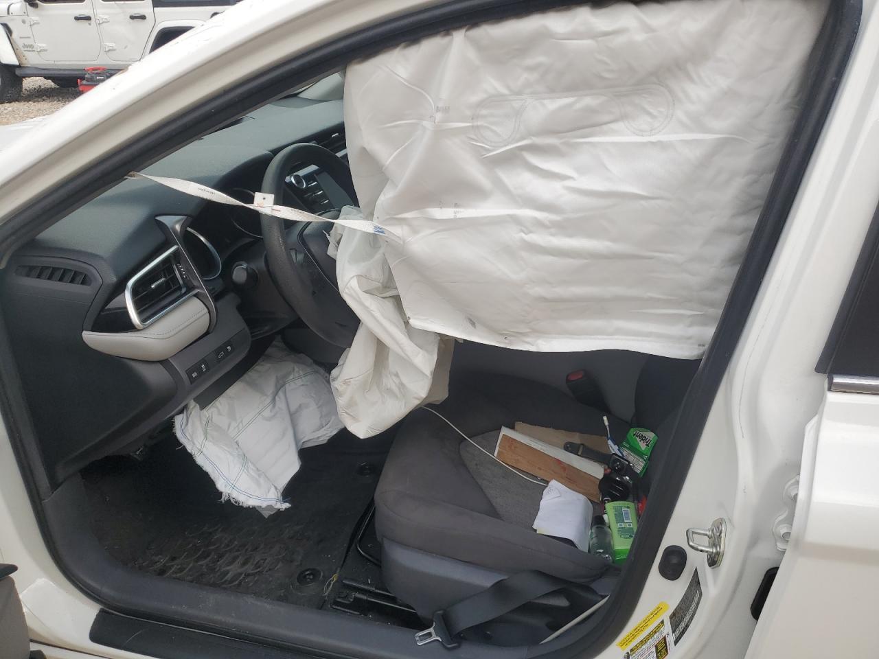 2018 Toyota Camry - Image 7