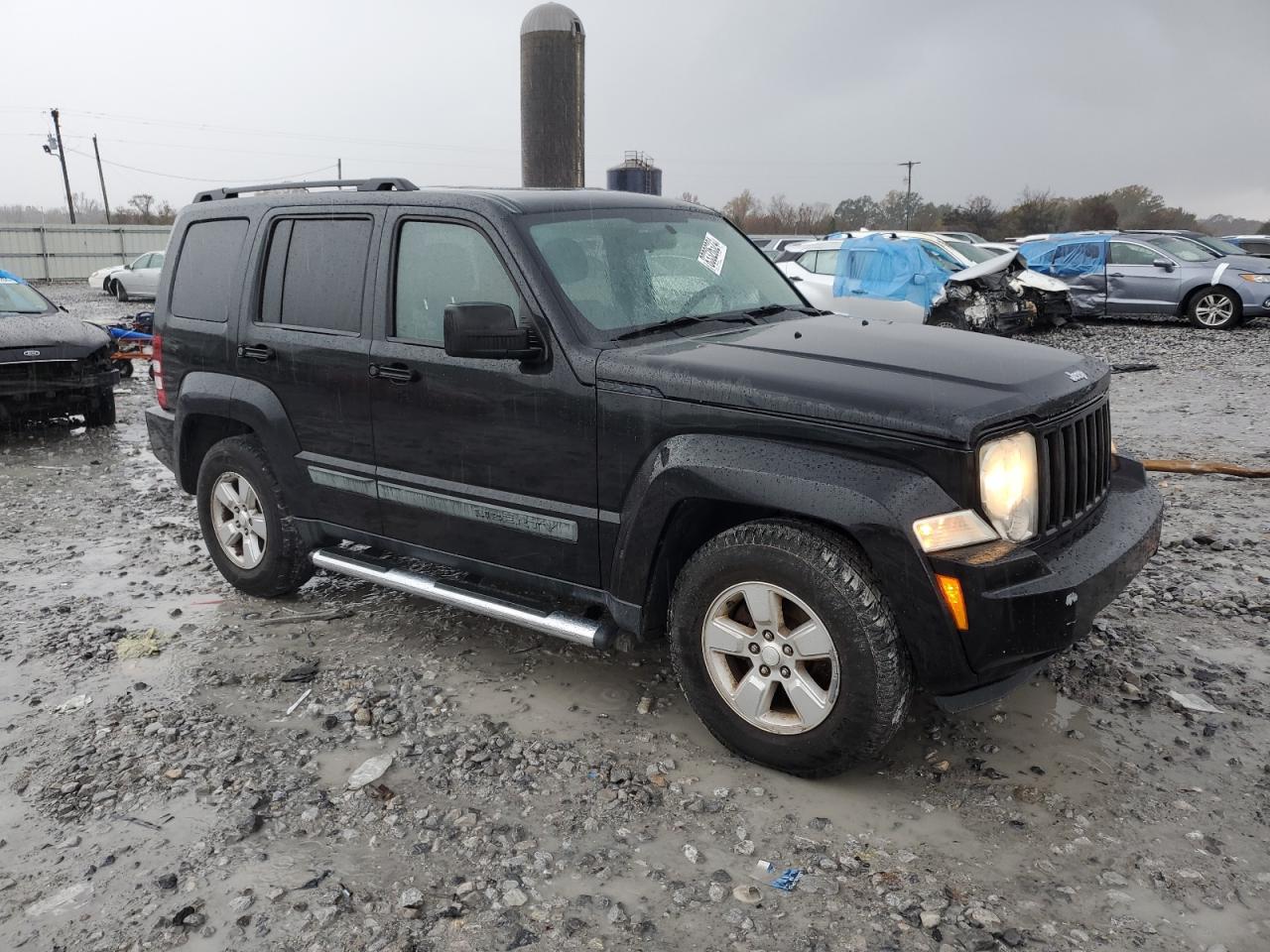 2010 Jeep Liberty (North America) - Image 4