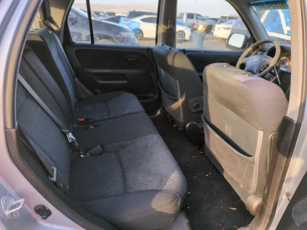 2005 Honda Cr-V Lx VIN: JHLRD68535C011789 Lot: 82854064