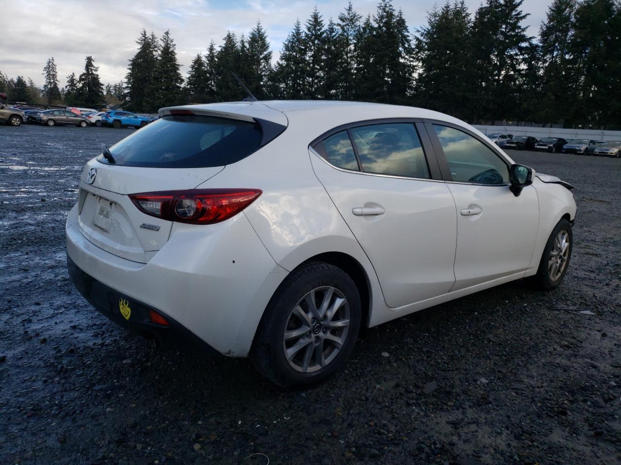 VIN 3MZBM1L76FM228230 2015 MAZDA 3 no.3