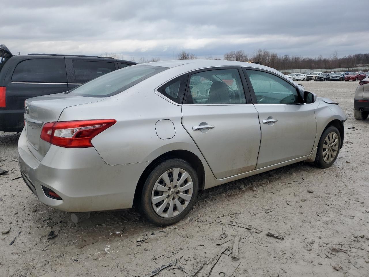 3N1AB7APXHY236386 NISSAN SENTRA 2017