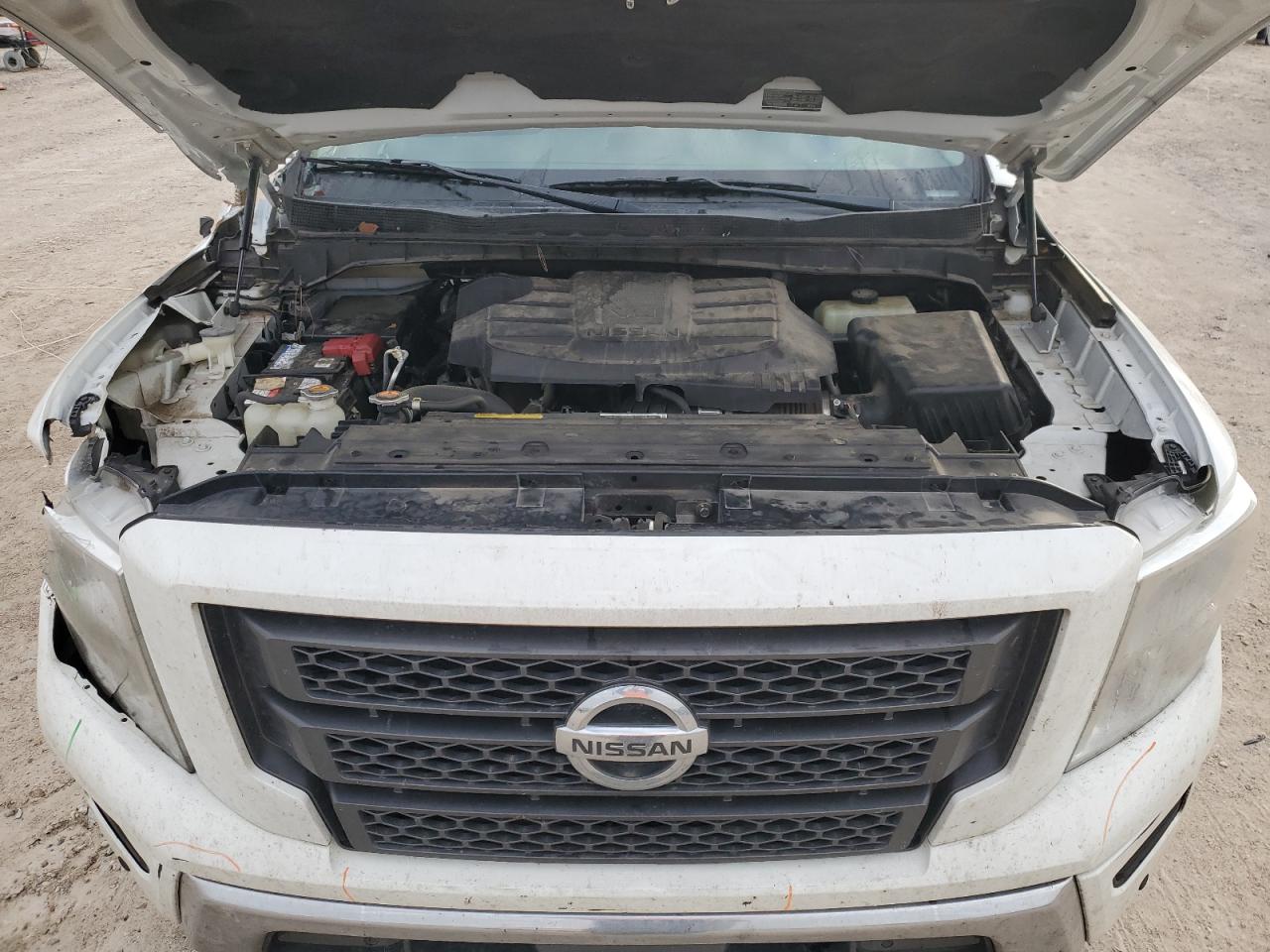 2021 Nissan Titan - Image 11