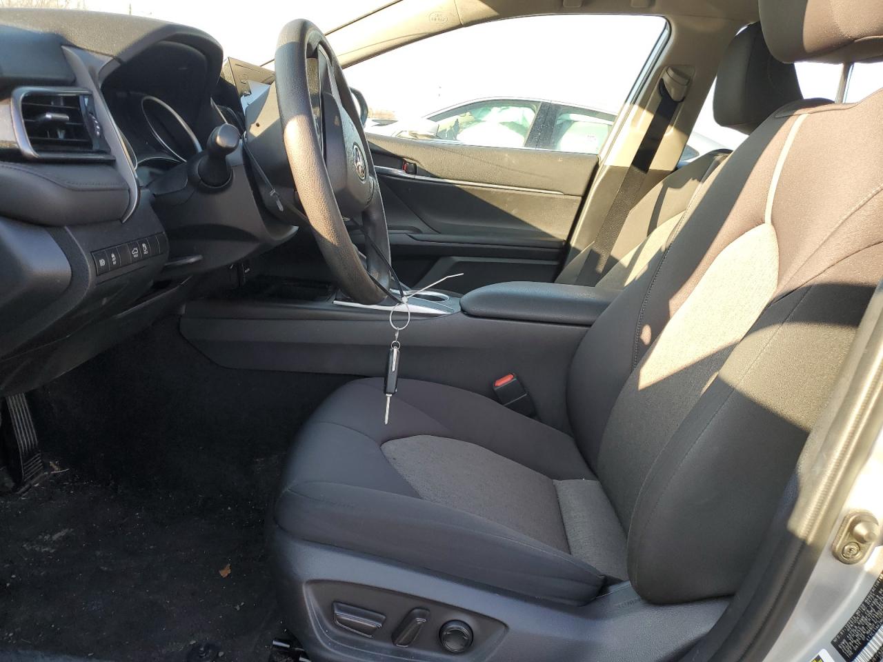 2021 Toyota Camry - Image 7