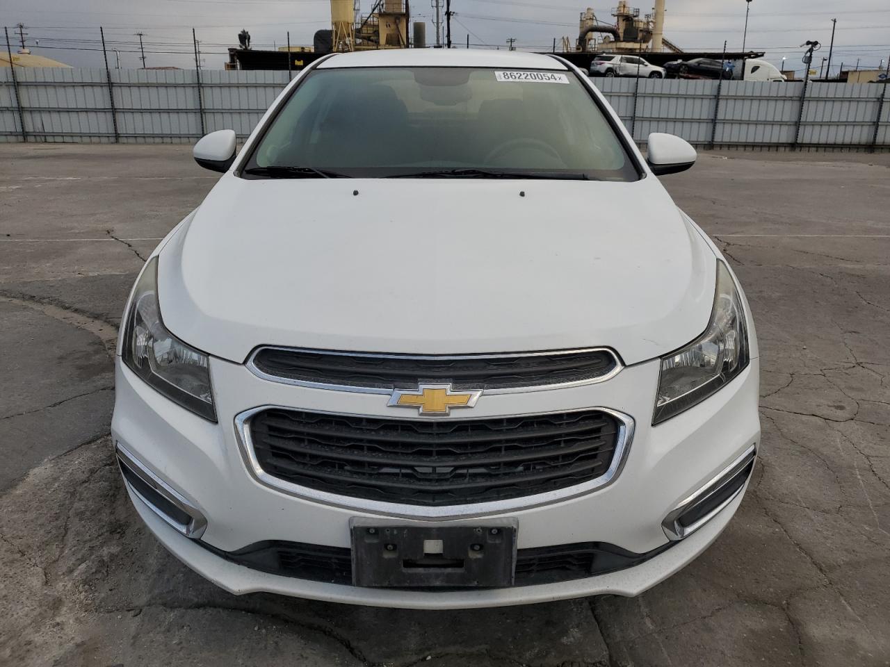 VIN 1G1PE5SB8G7155739 2016 CHEVROLET CRUZE no.5