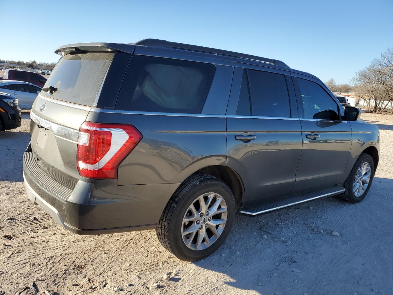 2021 Ford Expedition - Image 3