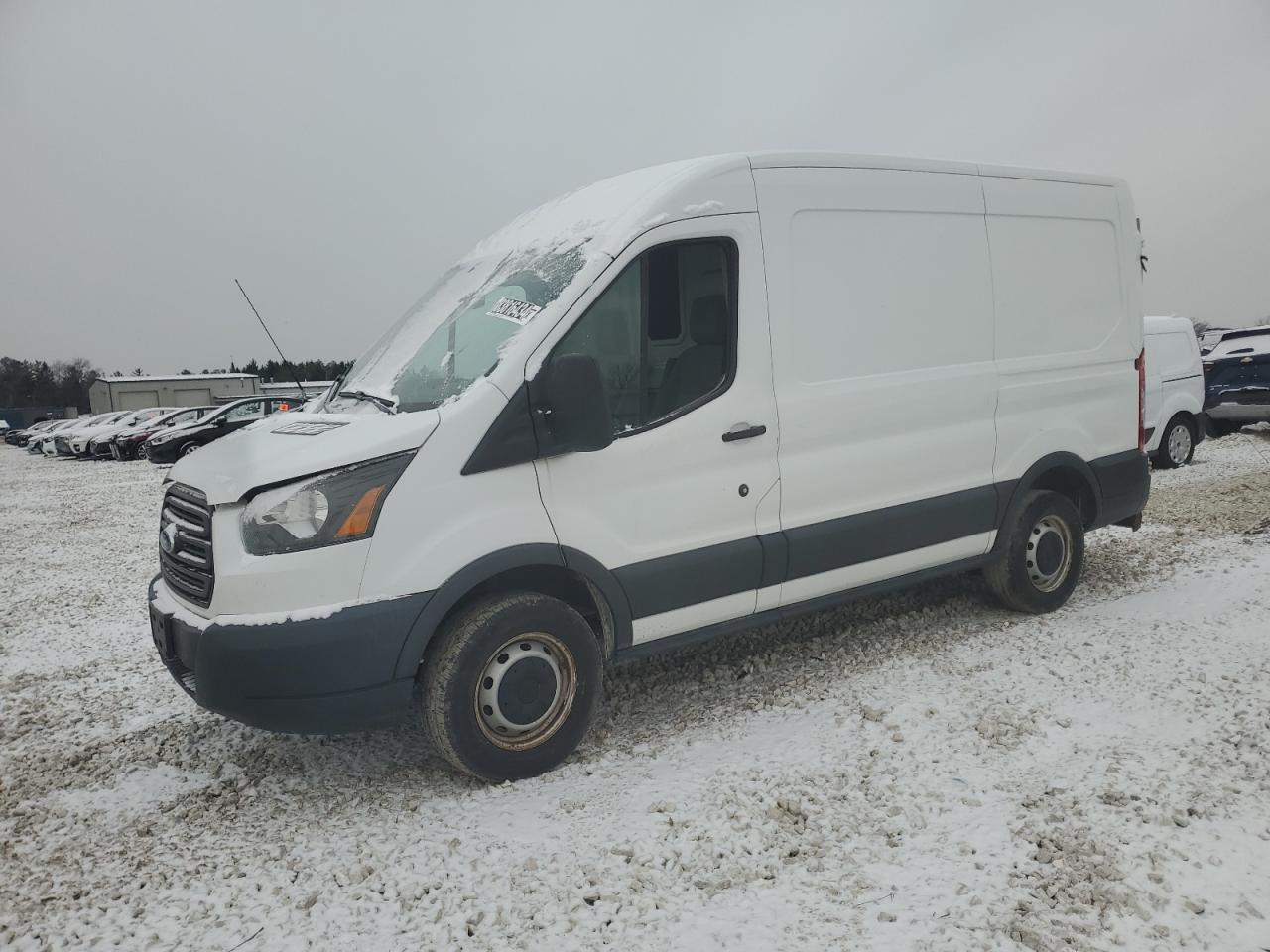 VIN 1FTYR1CG8GKA72974 2016 FORD TRANSIT no.1