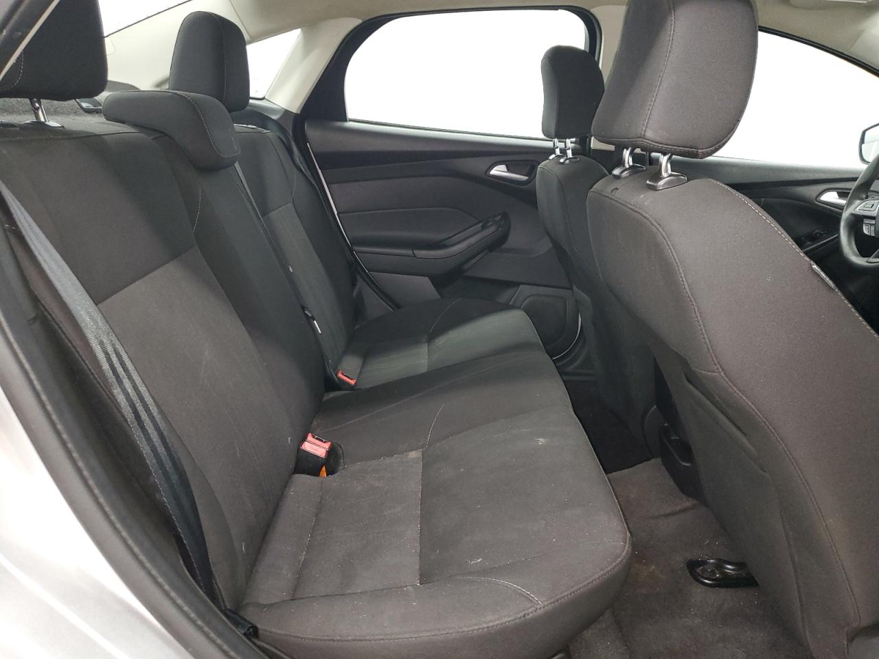 2017 Ford Focus - Image 10