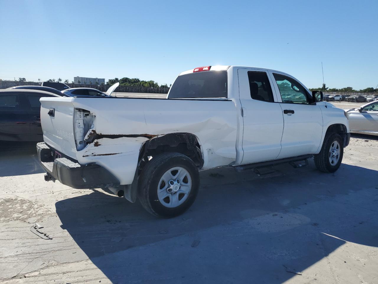2019 Toyota Tundra - Image 3