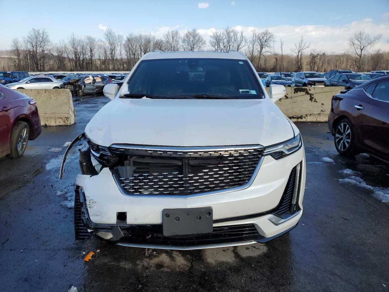 2022 Cadillac XT6 - Image 5