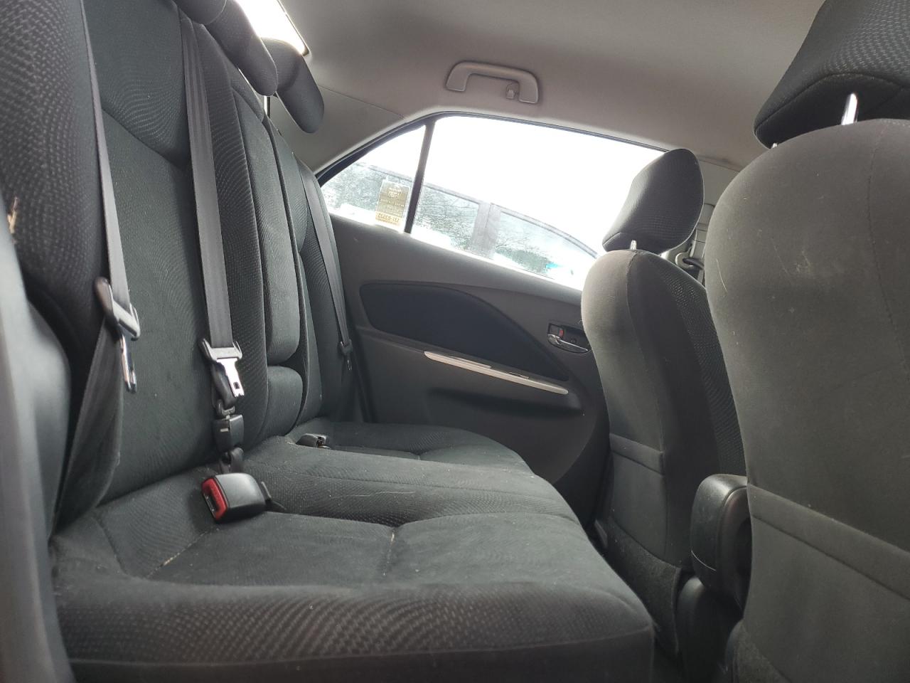 2010 Toyota Yaris - Image 10