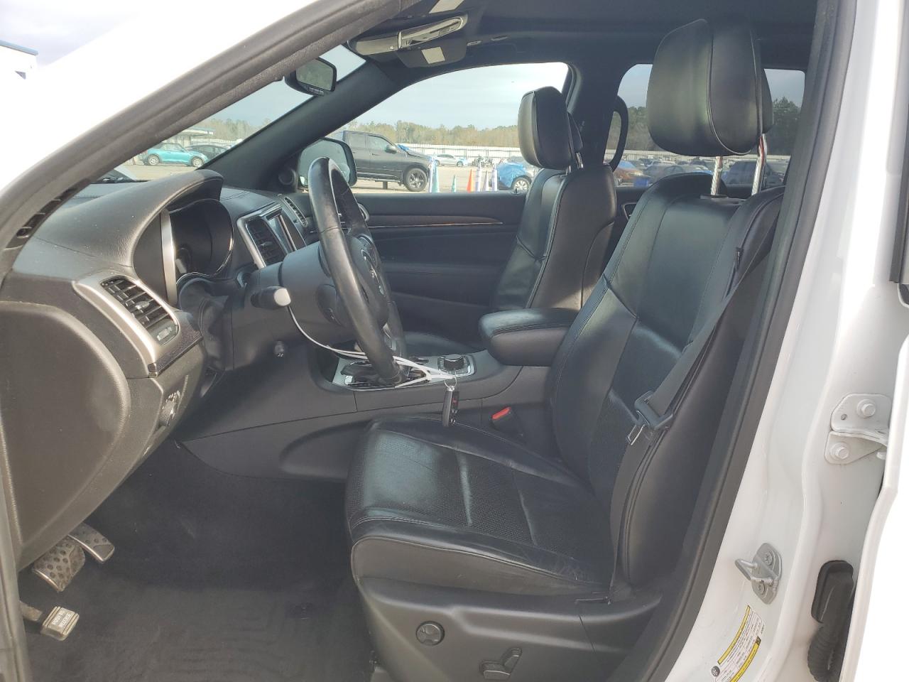 2018 Jeep Grand Cherokee - Image 7