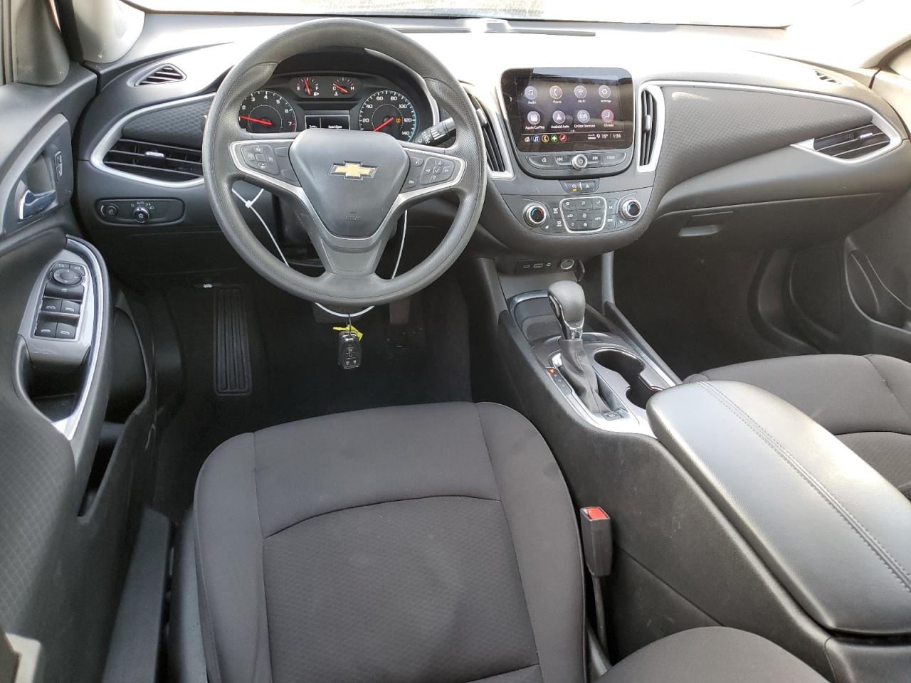 2022 Chevrolet Malibu - Image 8