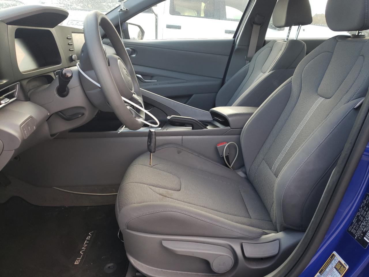 2024 Hyundai Elantra - Image 7