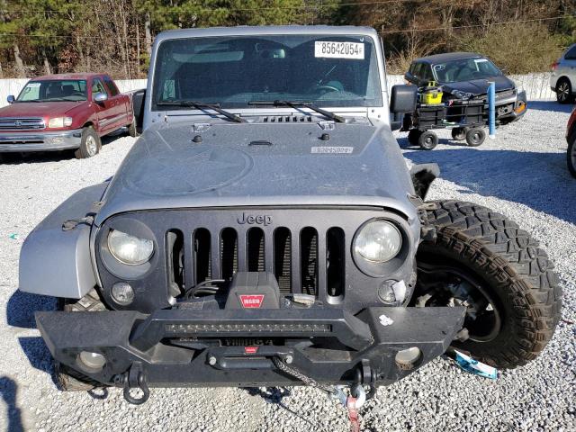  JEEP WRANGLER 2017 Srebrny