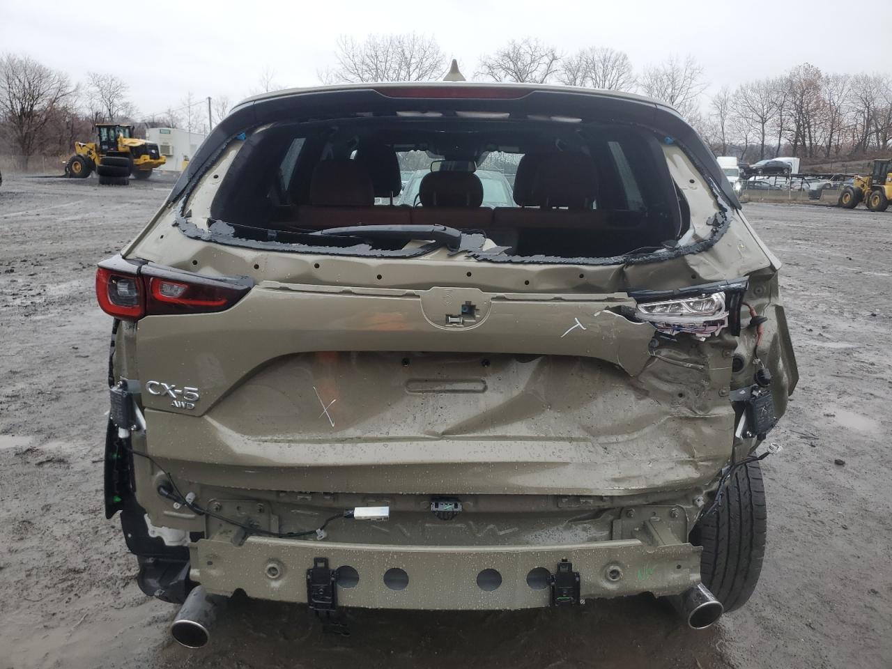 2024 Mazda CX-5 - Image 6