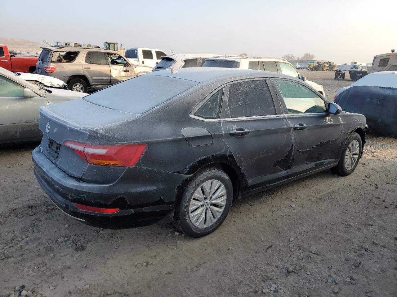 2019 Volkswagen Jetta - Image 3
