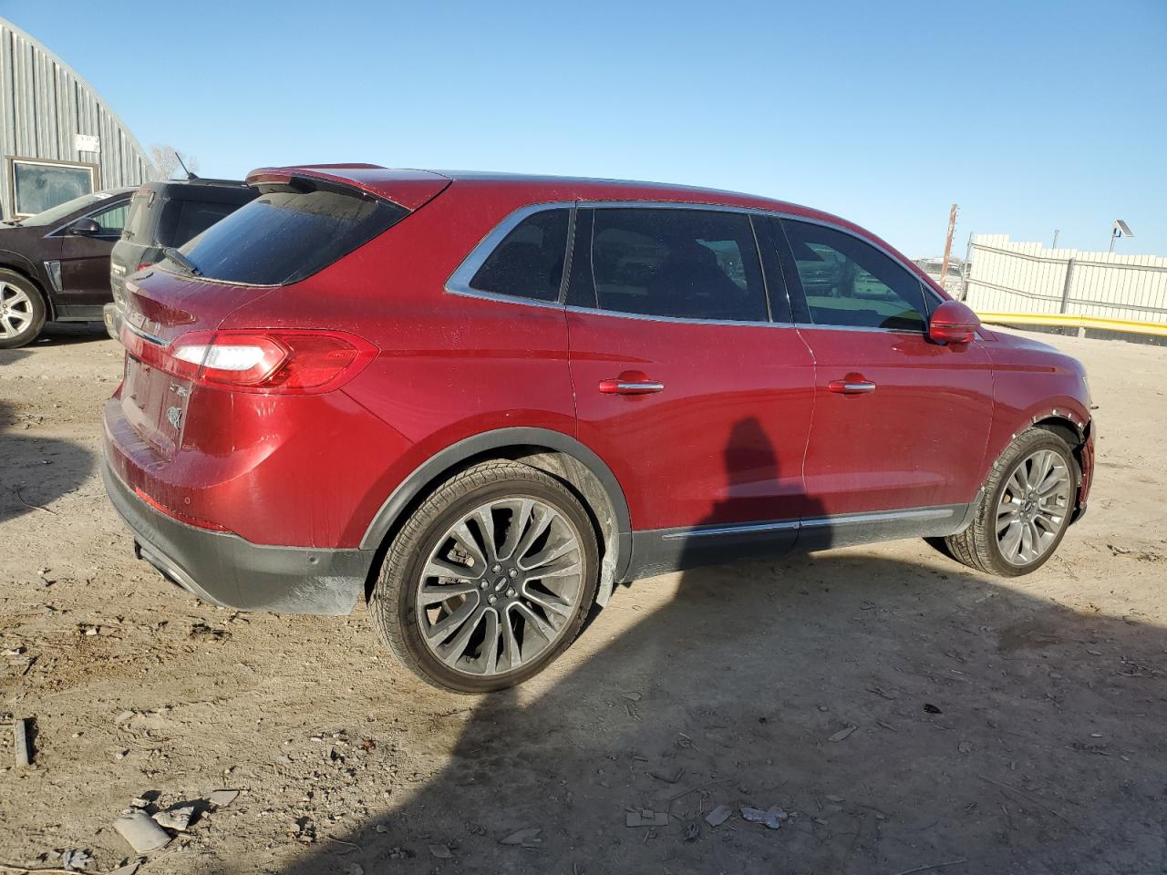 VIN 2LMTJ8LP2GBL38574 2016 LINCOLN MKX no.3