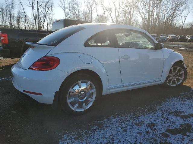  VOLKSWAGEN BEETLE 2016 Белы