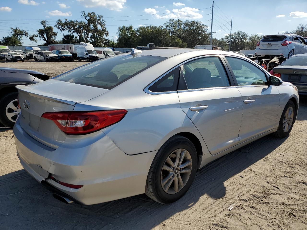 VIN 5NPE24AF5HH522325 2017 HYUNDAI SONATA no.3