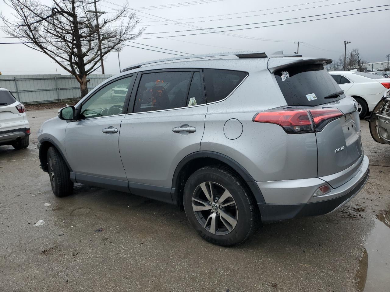 2018 Toyota RAV 4 - Image 2