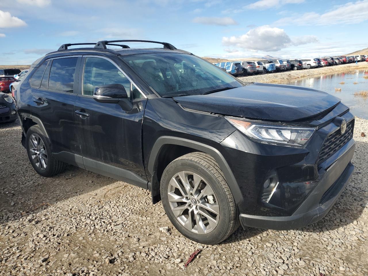 VIN 2T3A1RFV2MC170386 2021 TOYOTA RAV4 no.4