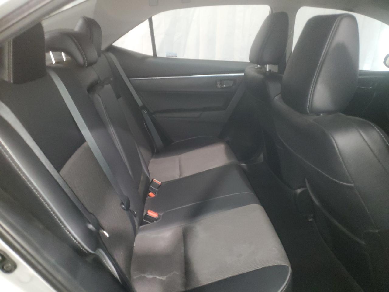 2016 Toyota Corolla - Image 10