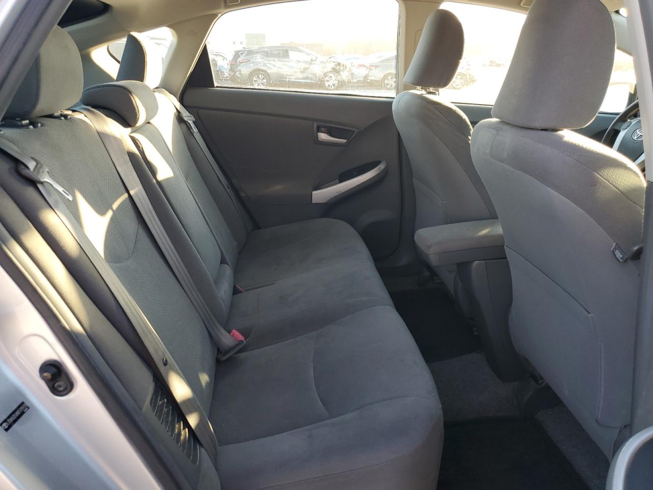 2010 Toyota Prius - Image 10