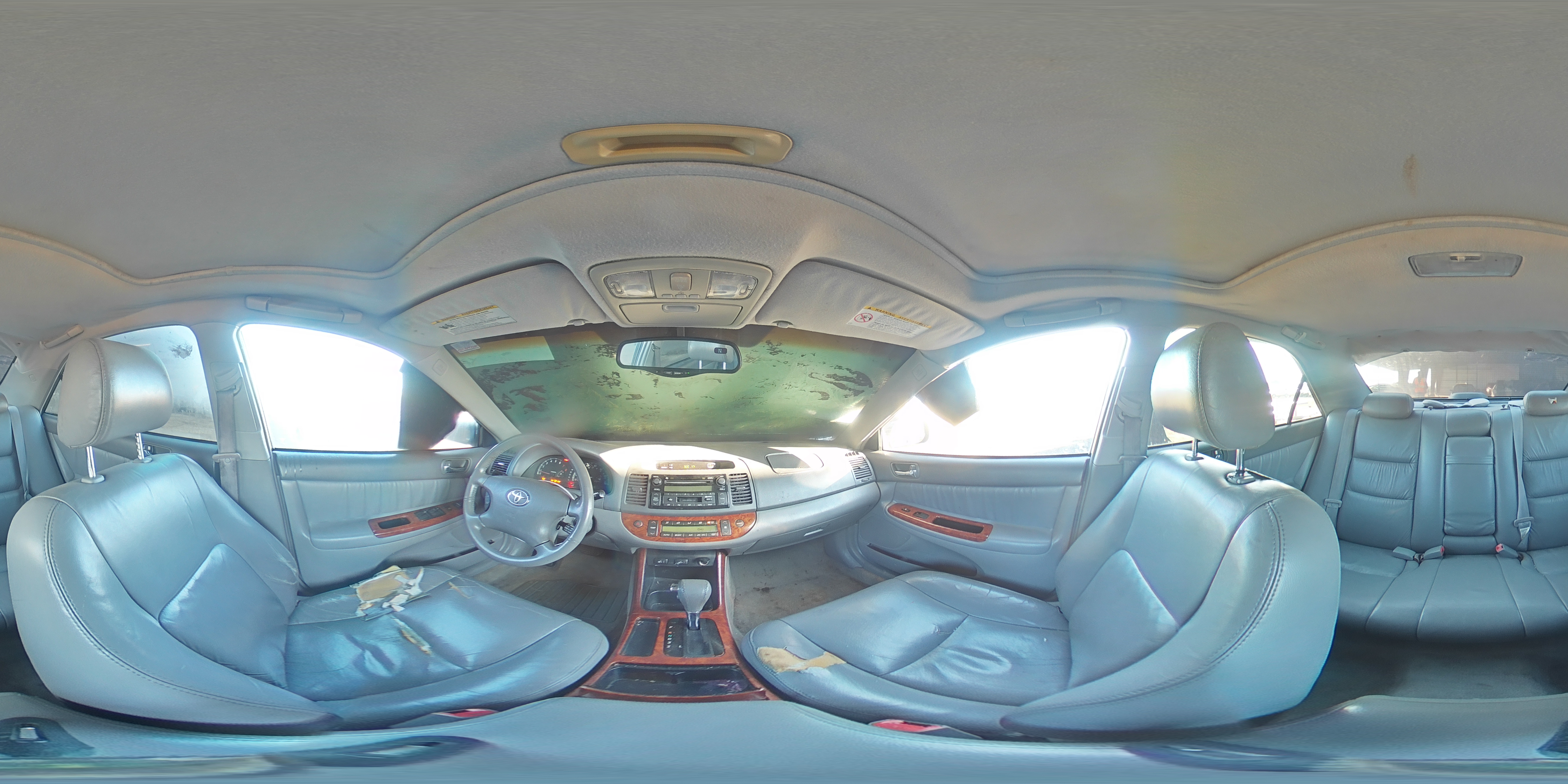 2004 Toyota Camry - Image 13